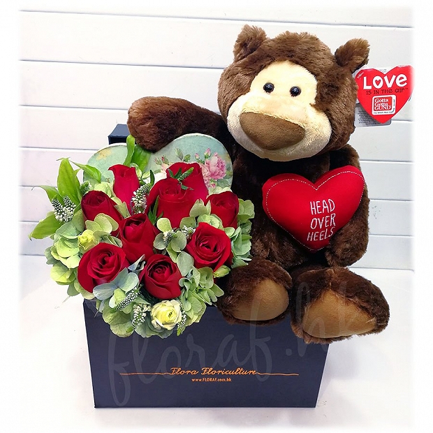 teddy bear shaped roses