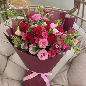 VD201 Whispering Roses