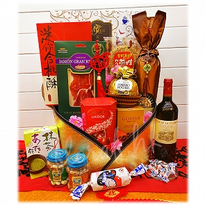 CNY5  超大粒金莎 + 大粒大白兔糖 + 西班牙火腿 + Godiva  CNY5  超大粒金莎 + 大粒大白兔糖 + 西班牙火腿 + Godiva