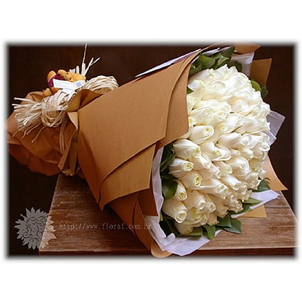99枝玫瑰花束99枝象牙白色玫瑰99枝玫瑰花99支象牙白色玫瑰花束 香港玫瑰花店  