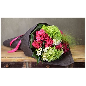 BO41  Alstroemeria + Freesia + Hydrangea (Sold out)
