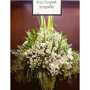 F27	Sympathy Flower Arrangement with Stand
